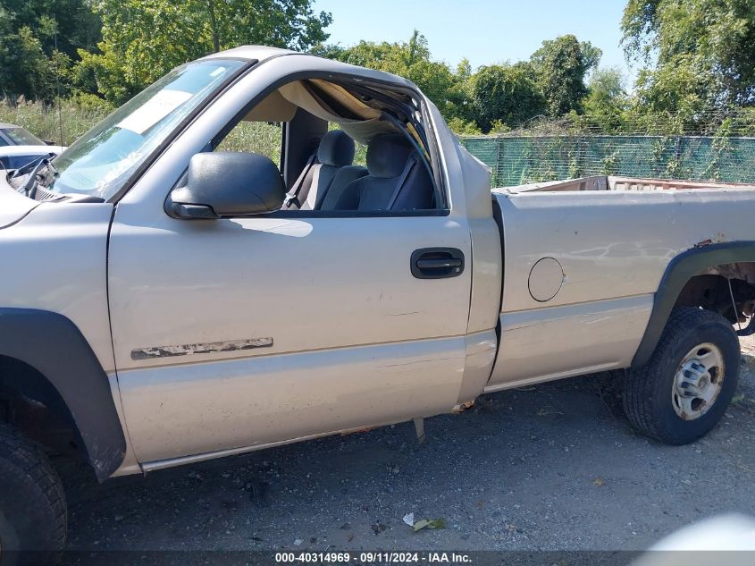 2005 GMC Sierra 2500Hd Work Truck VIN: 1GTHK24U35E334216 Lot: 40314969