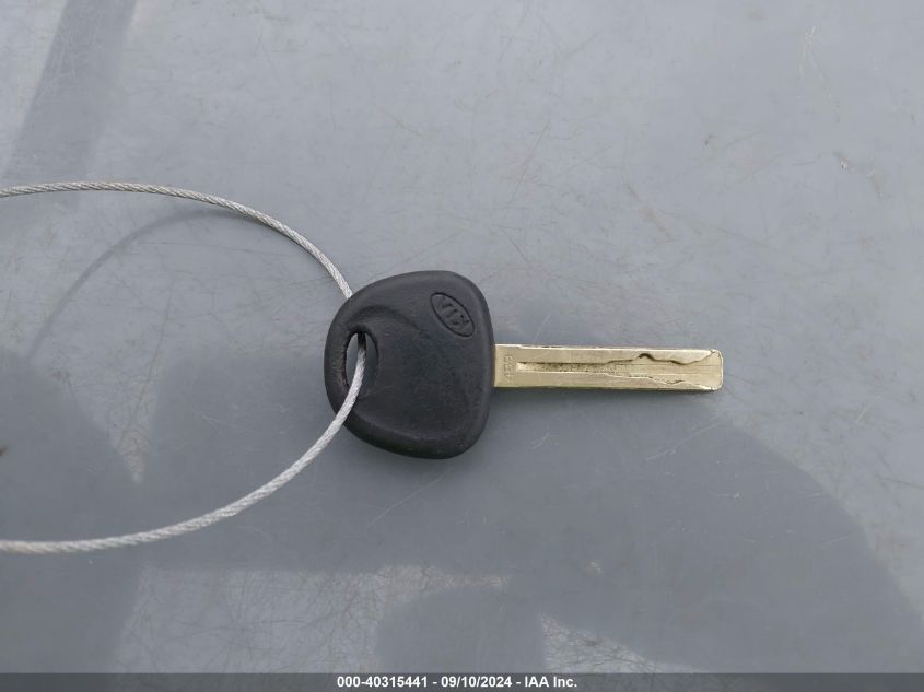 5XYKT3A67CG306227 2012 Kia Sorento Lx