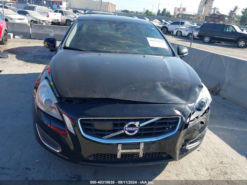 2013 Volvo S60 T5 Platinum VIN: YV1612FS4D1218948 Lot: 40315635