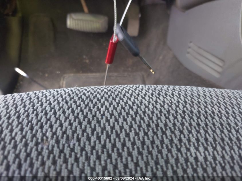 2002 Ford Explorer Xlt VIN: 1FMZU73E32ZC06581 Lot: 40315682