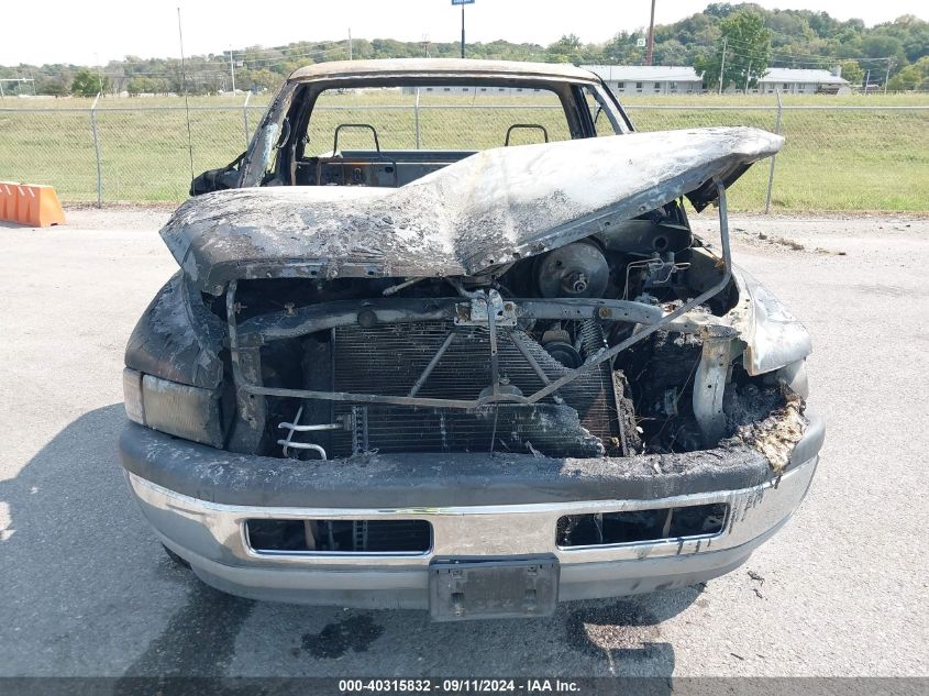 2001 Dodge Ram 1500 VIN: 1B7HC16Y71S126813 Lot: 40315832