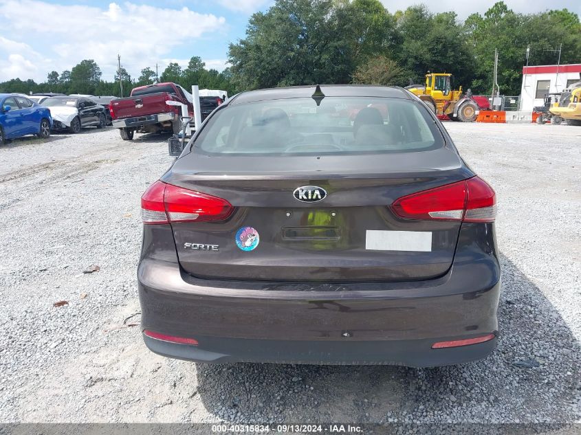 2018 Kia Forte Lx VIN: 3KPFK4A74JE217440 Lot: 40315834