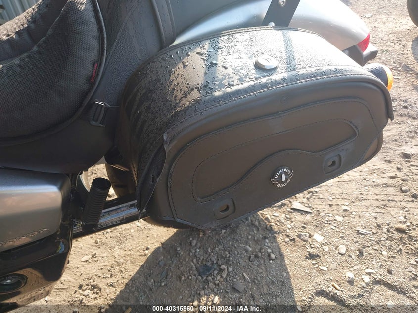 2015 HONDA VT750 C2B - JH2RC5377FK501203