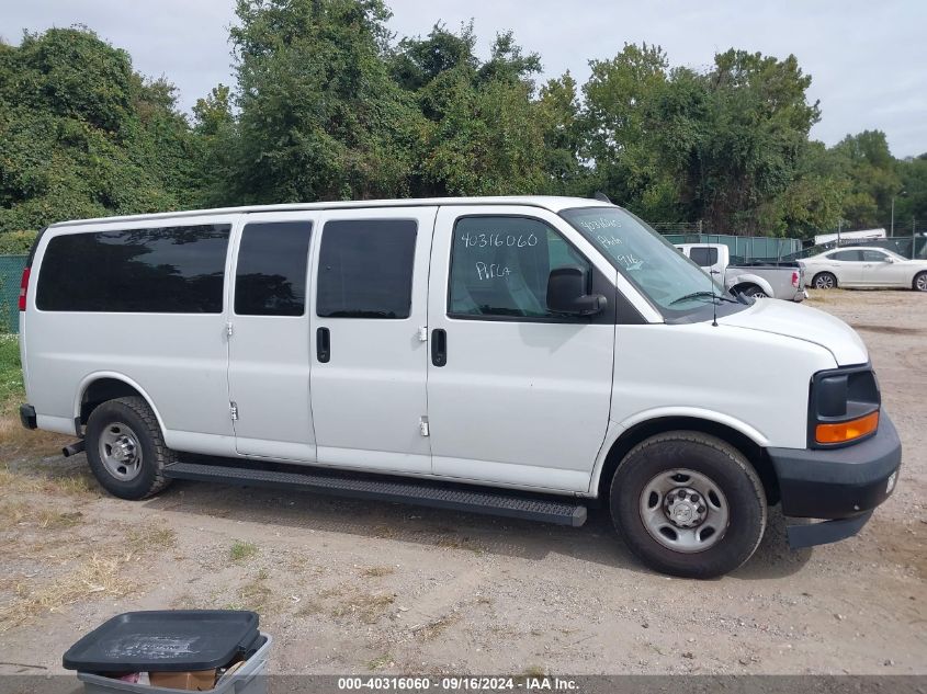 2017 Chevrolet Express 3500 Ls VIN: 1GAZGNFF2H1332550 Lot: 40316060