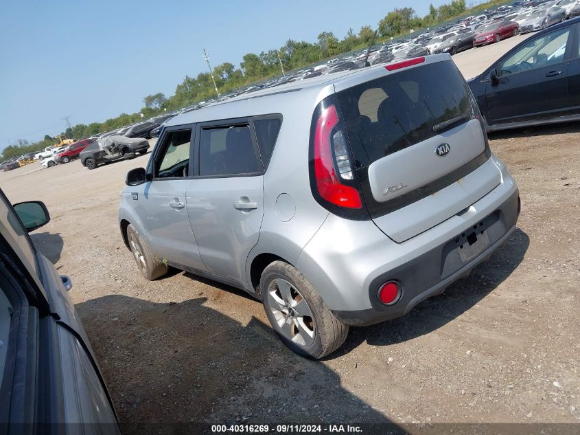 VIN KNDJN2A2XJ7543575 2018 KIA SOUL no.3