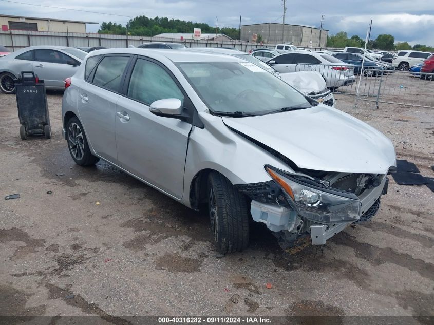 JTNKARJE1JJ558239 2018 TOYOTA COROLLA - Image 1