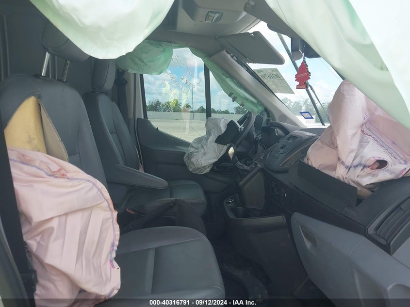 VIN 1FTYE1CM4HKA71579 2017 FORD TRANSIT-150