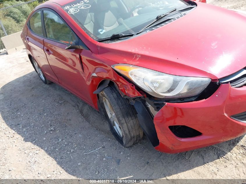 KMHDH4AE8DU935563 2013 Hyundai Elantra Gls