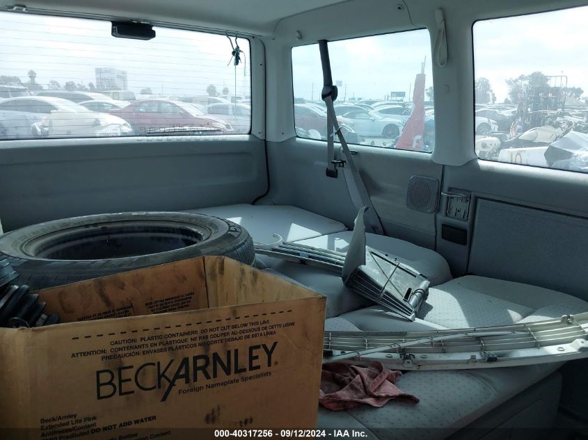 2003 Volkswagen Eurovan Mv VIN: WV2MB47053H031745 Lot: 40317256