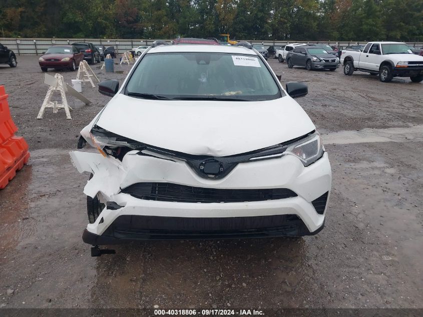 JTMZFREV3HJ716993 2017 Toyota Rav4 Le