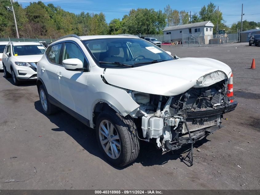 JN1BJ1CR1JW293771 2018 NISSAN ROGUE - Image 1