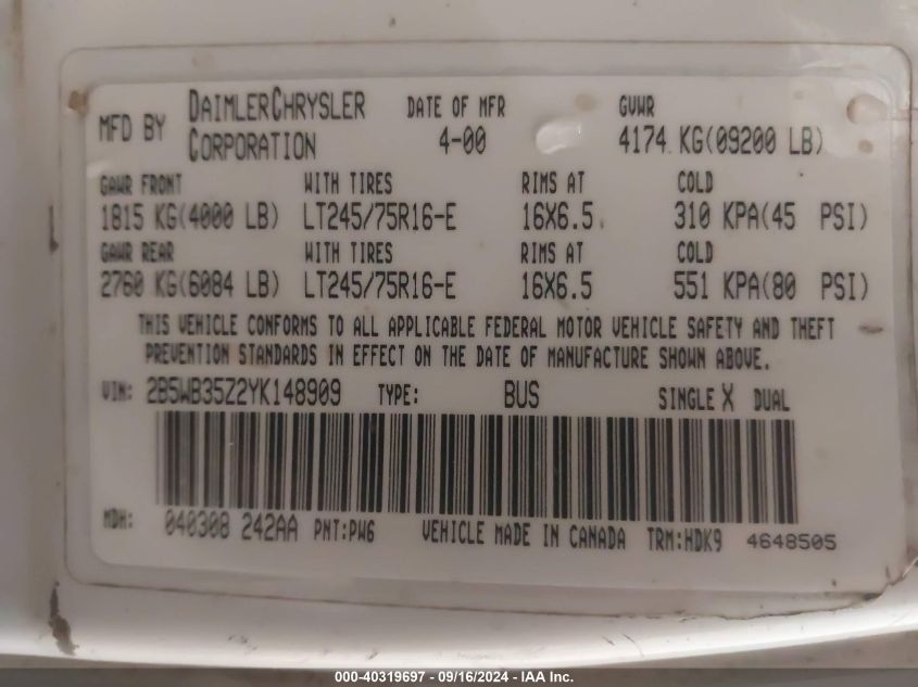 2B5WB35Z2YK148909 2000 Dodge Ram Wagon B3500