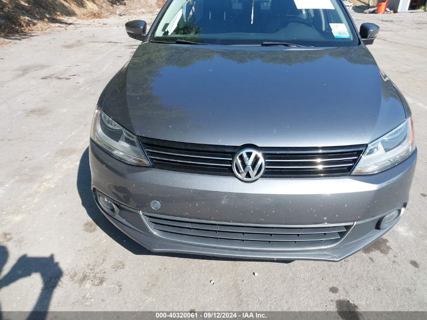 3VWLP7AJ4CM006813 2012 Volkswagen Jetta 2.5L Sel