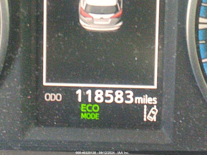 JTMBFREV6HJ716715 2017 Toyota Rav4 Le