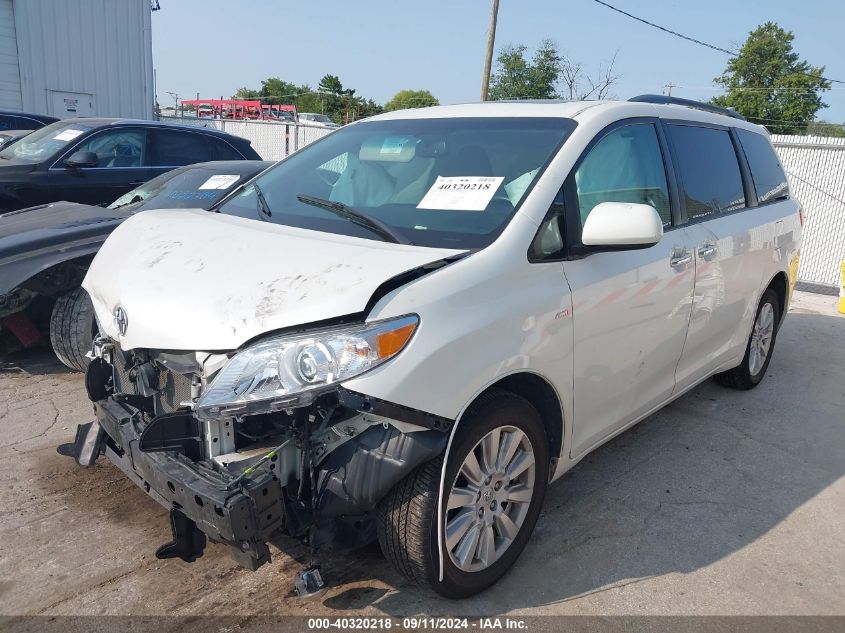 5TDDZ3DC9HS160710 2017 TOYOTA SIENNA - Image 2