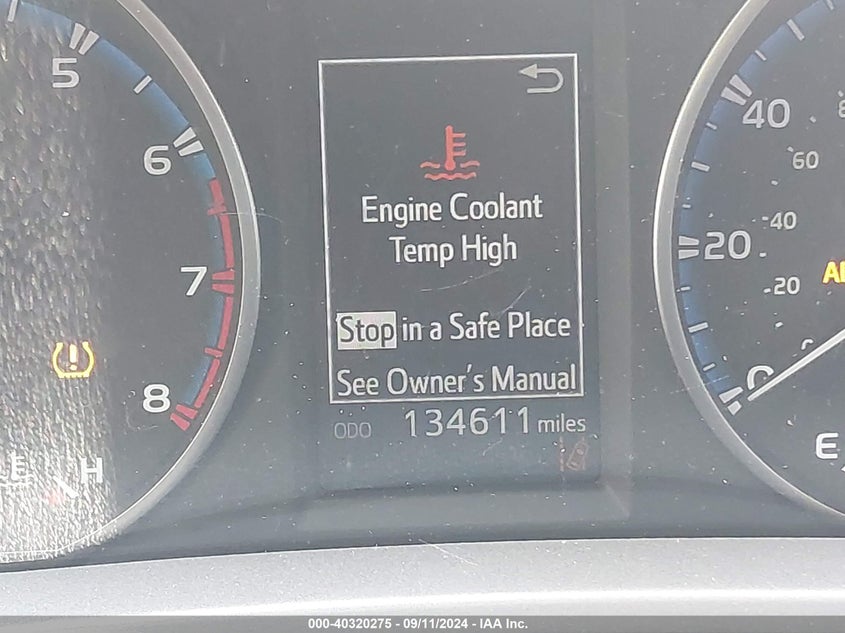 2T3BFREV2HW662430 2017 Toyota Rav4 Le