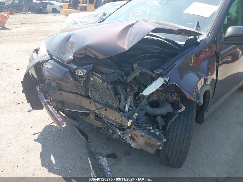 2T3BFREV2HW662430 2017 Toyota Rav4 Le