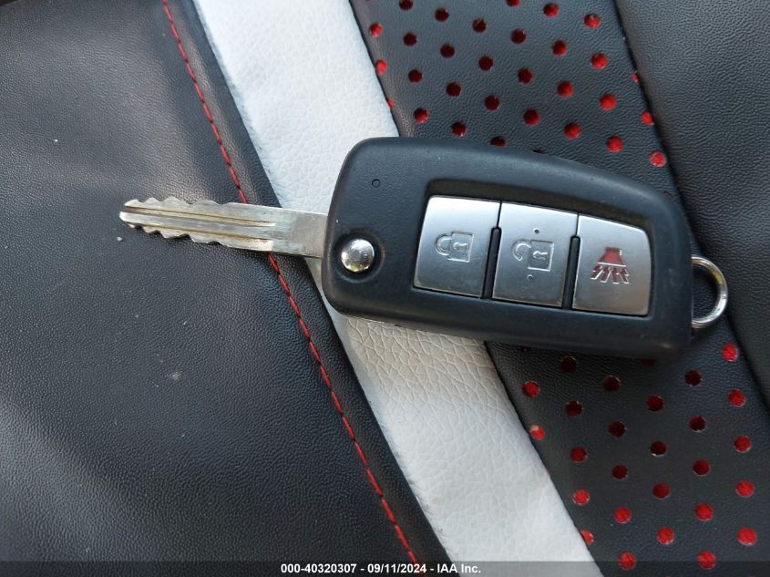 2015 Nissan Rogue S/Sl/Sv VIN: KNMAT2MT7FP580925 Lot: 40320307