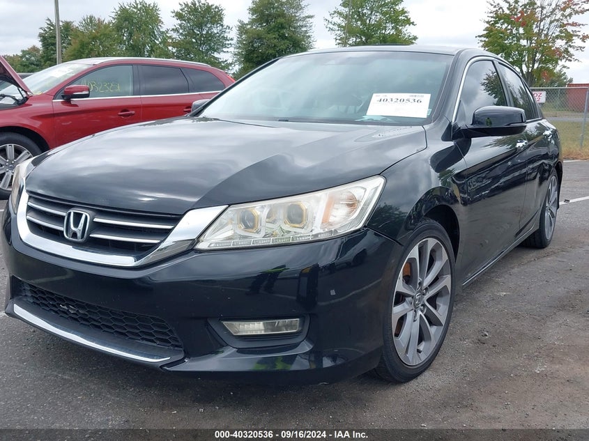 2015 HONDA ACCORD VIN: 1HGCR2F82FA062161
