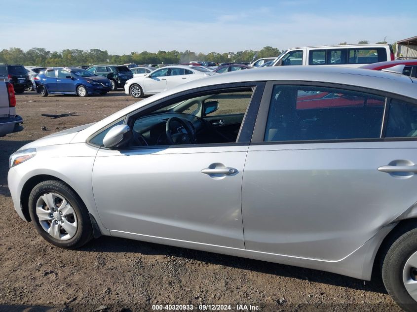 2017 Kia Forte Lx VIN: 3KPFL4A71HE118131 Lot: 40320933