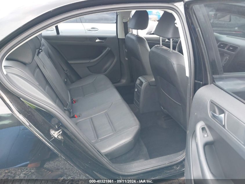 3VWDP7AJ7CM418051 2012 Volkswagen Jetta 2.5L Se