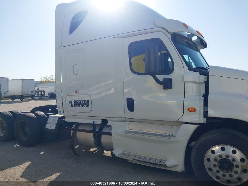 2014 Freightliner Cascadia 125 VIN: 3AKJGLBG7ESFJ3263 Lot: 40321906