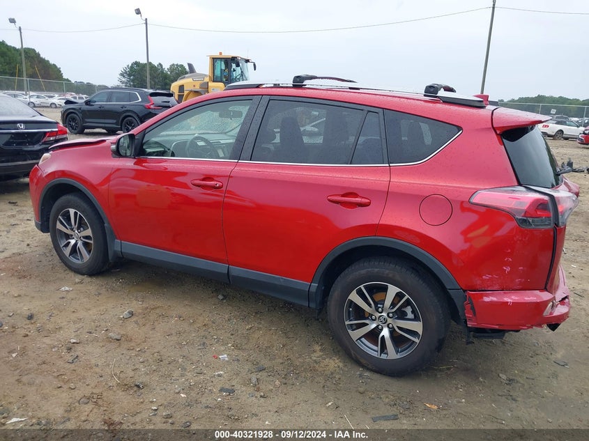JTMWFREV1HJ102818 2017 Toyota Rav4 Xle