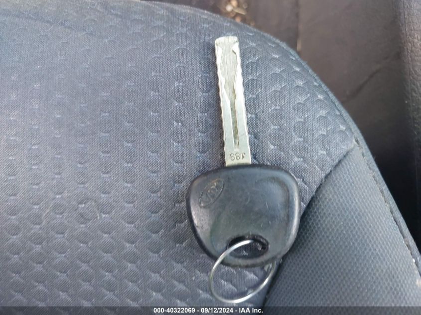 5XYKT3A6XCG240806 2012 Kia Sorento Lx