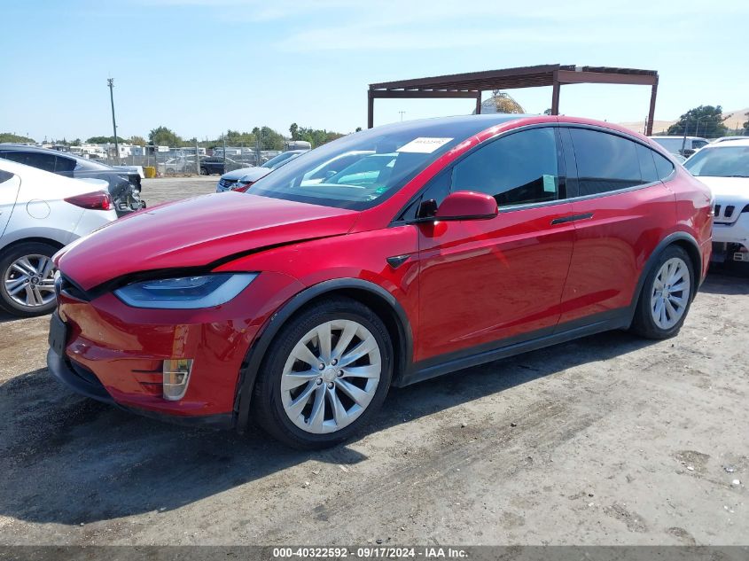 5YJXCBE2XJF122153 2018 TESLA MODEL X - Image 2