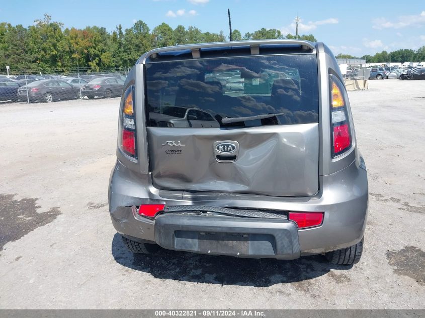 2011 Kia Soul + VIN: KNDJT2A27B7218700 Lot: 40322821