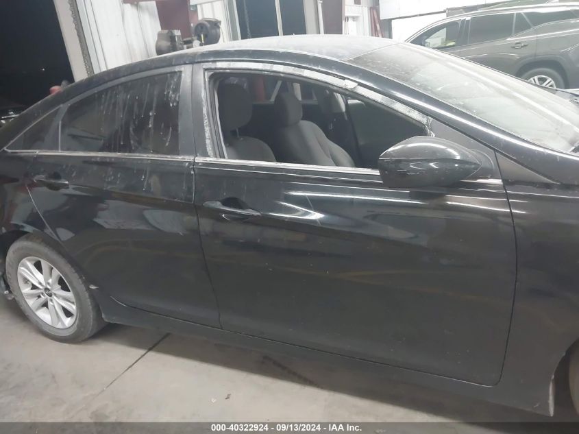 5NPEB4AC2DH733563 2013 Hyundai Sonata Gls