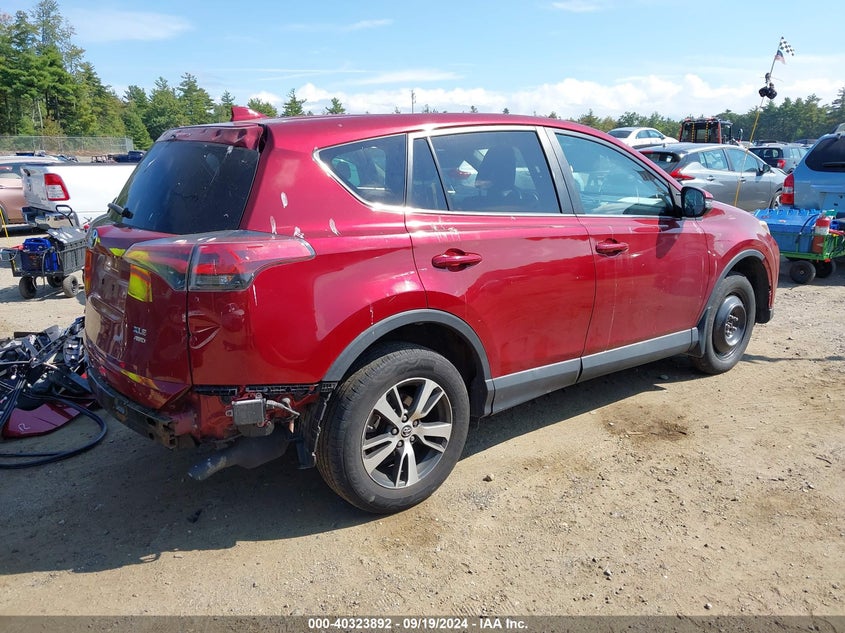 2018 TOYOTA RAV4 XLE VIN: 2T3RFREV5JW832476
