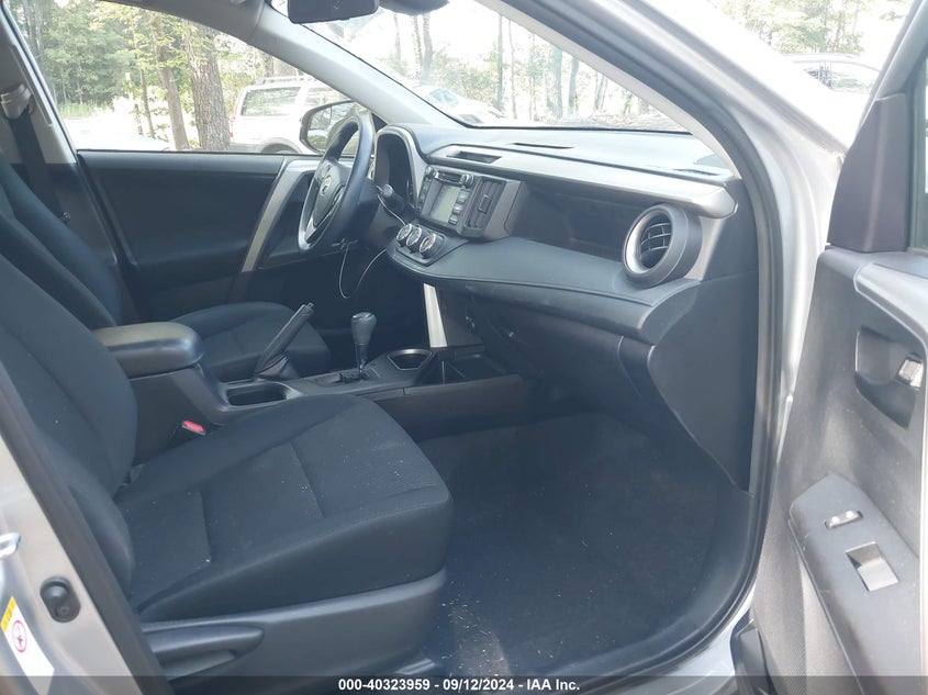 VIN 2T3BFREV5HW656721 2017 TOYOTA RAV4 LE