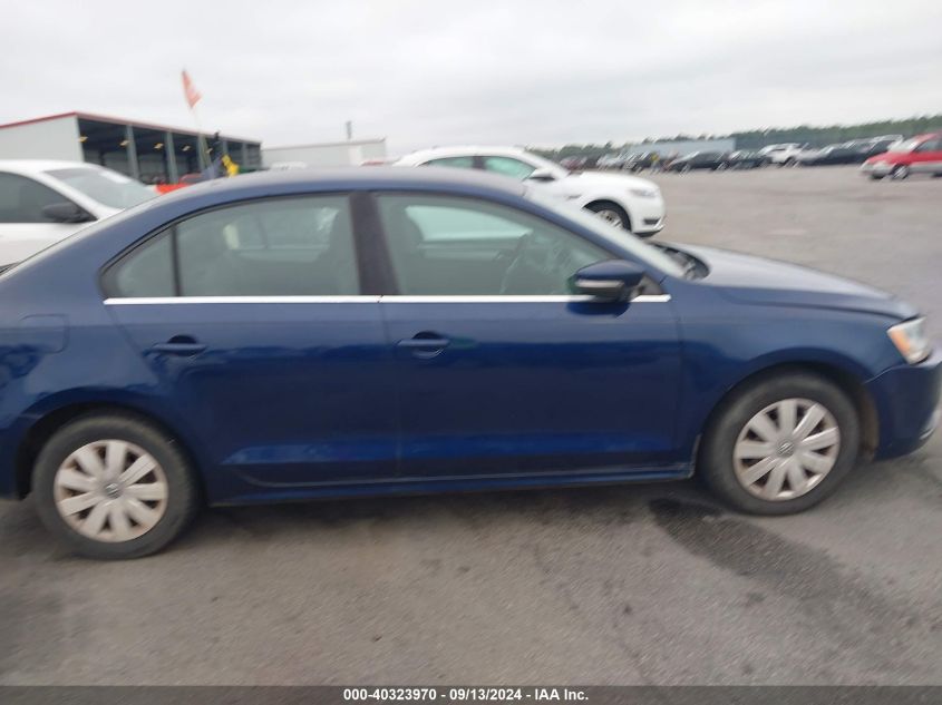 3VWDP7AJ5DM380949 2013 Volkswagen Jetta Se