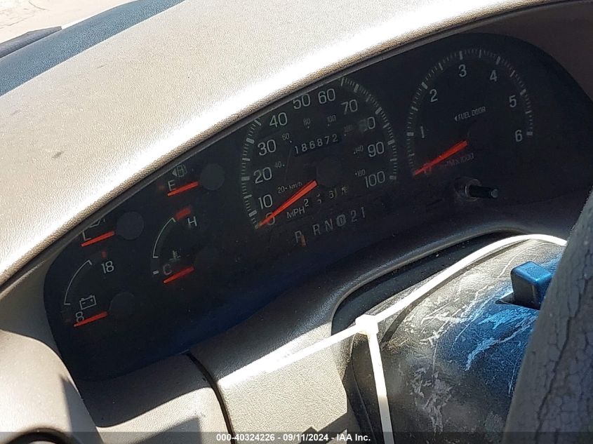 1997 Ford F-150 Lariat/Standard/Xl/Xlt VIN: 1FTDX1761VKA60278 Lot: 40324226