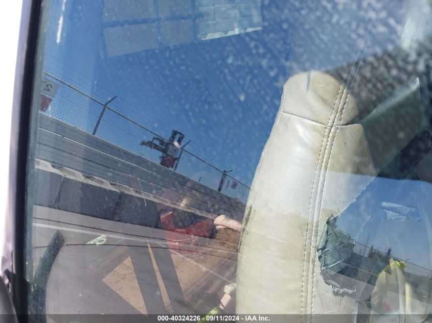 1997 Ford F-150 Lariat/Standard/Xl/Xlt VIN: 1FTDX1761VKA60278 Lot: 40324226