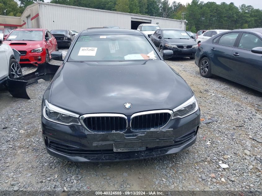 WBAJE7C32HG888402 2017 BMW 540I xDrive