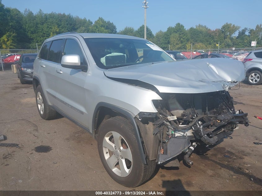 2013 JEEP GRAND CHEROKEE VIN: 1C4RJFAG1DC542568