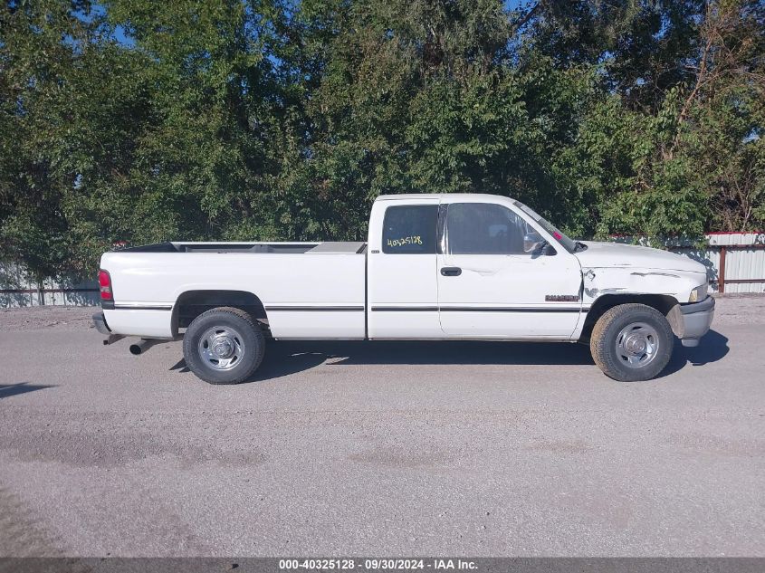 1995 Dodge Ram 2500 VIN: 3B7KC23C7SM172916 Lot: 40325128