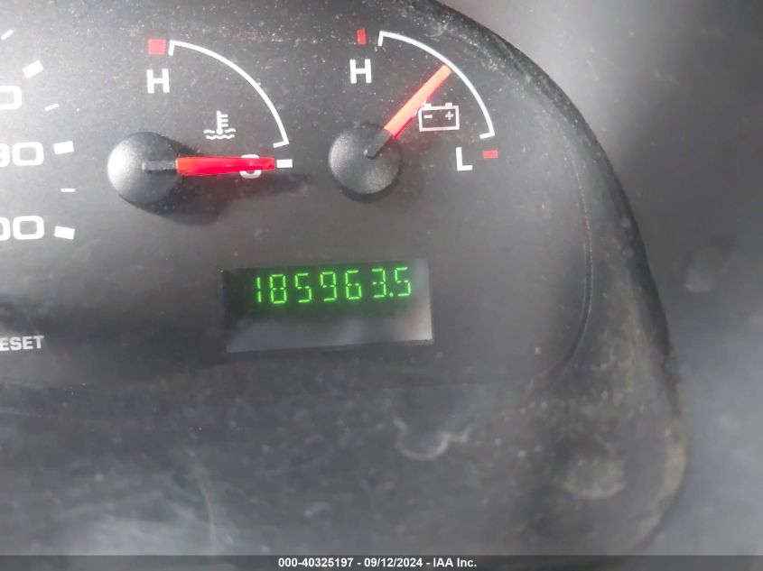 2005 Ford E-150 Commercial/Recreational VIN: 1FTRE14WX5HA89923 Lot: 40325197