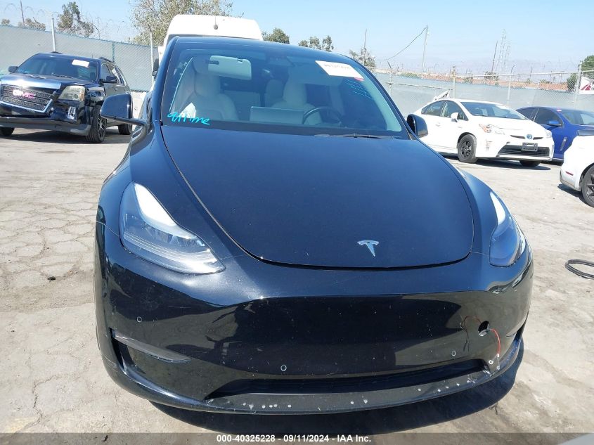 2022 Tesla Model Y Performance Dual Motor All-Wheel Drive VIN: 7SAYGDEF1NF340918 Lot: 40325228