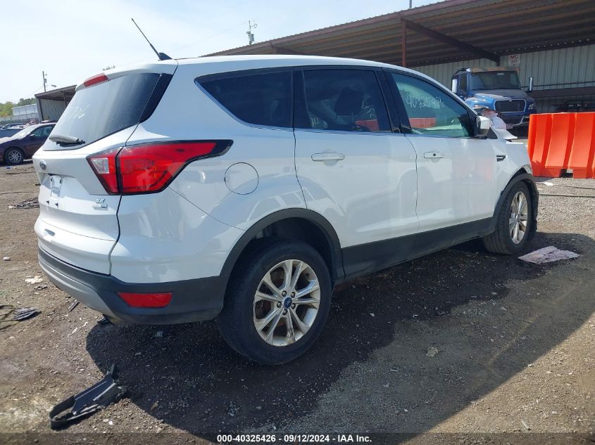 2019 FORD ESCAPE SE - 1FMCU9GD0KUA93706