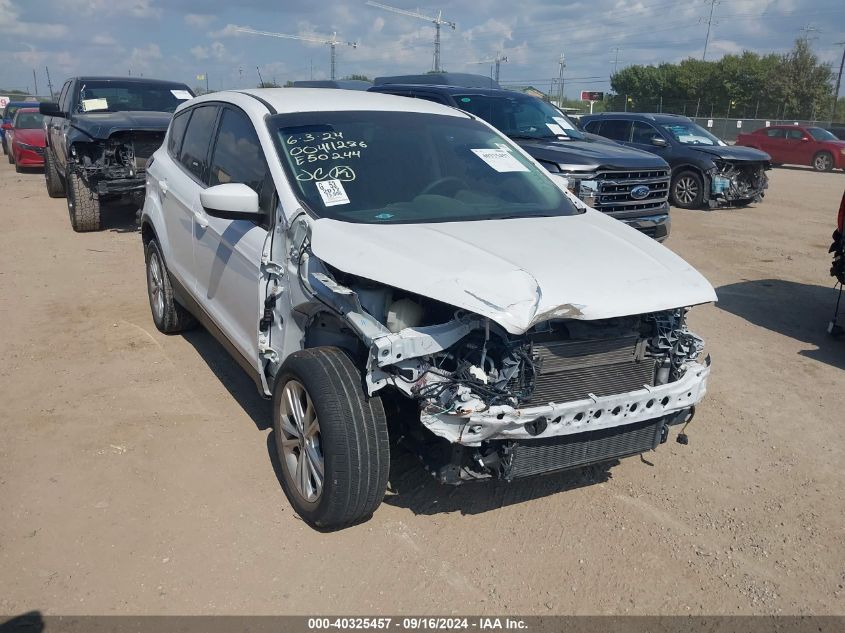 1FMCU9GD9HUE50244 2017 Ford Escape Se