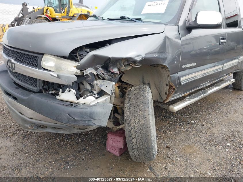 2001 Chevrolet Silverado K2500 Heavy Duty VIN: 1GCHK29U81E292757 Lot: 40325527