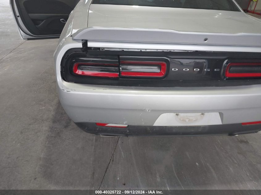 2022 Dodge Challenger Sxt VIN: 2C3CDZAG4NH270955 Lot: 40325722