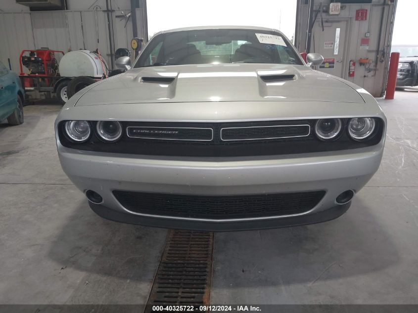 2022 Dodge Challenger Sxt VIN: 2C3CDZAG4NH270955 Lot: 40325722