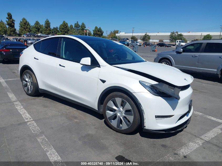 5YJYGAEE5MF223036 2021 TESLA MODEL Y - Image 1