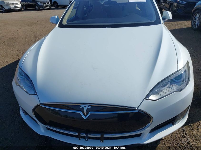 2013 Tesla Model S VIN: 5YJSA1CNODFP08906 Lot: 40325970