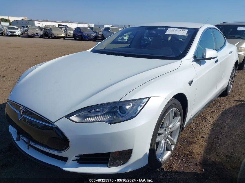 2013 Tesla Model S VIN: 5YJSA1CNODFP08906 Lot: 40325970