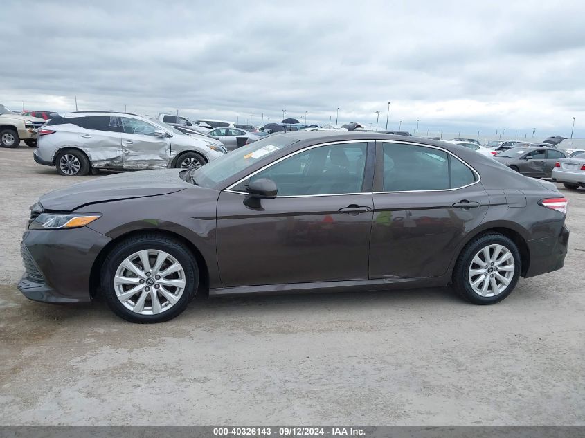 2019 Toyota Camry Le VIN: 4T1B11HK4KU181080 Lot: 40326143